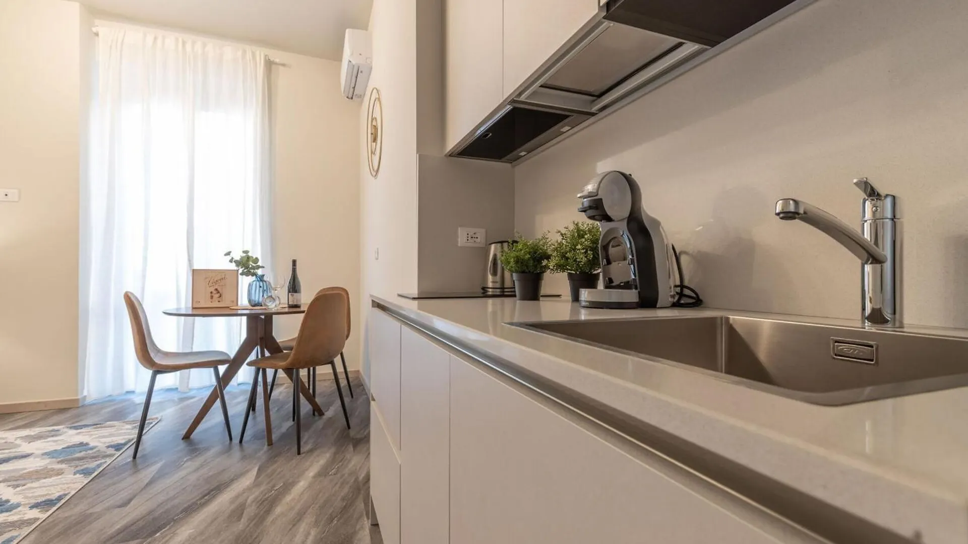 Italian Experience-Suite Leonardo Da Vinci Pavia
