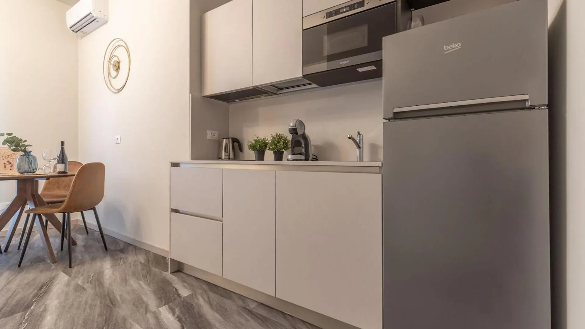Italian Experience-Suite Leonardo Da Vinci Pavia Apartment