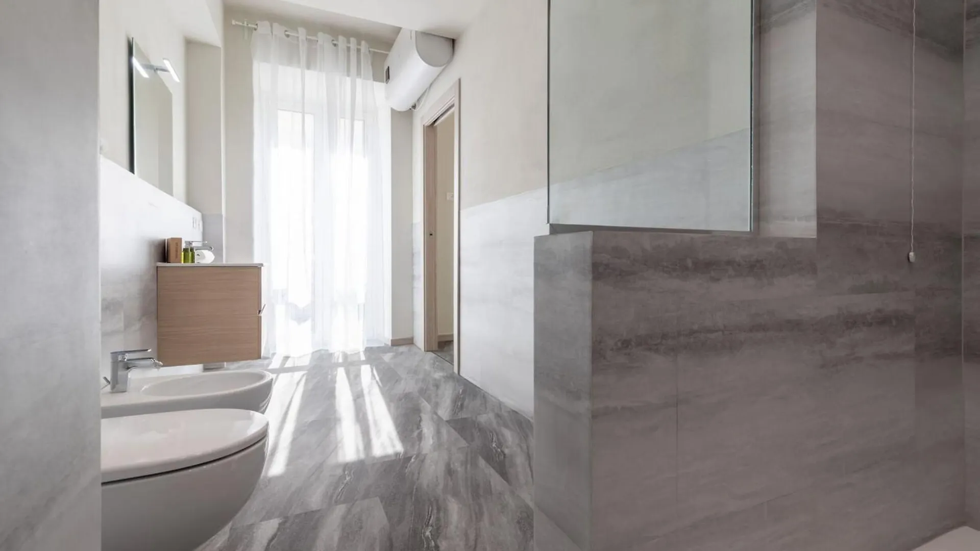 Apartment Italian Experience-Suite Leonardo Da Vinci Pavia