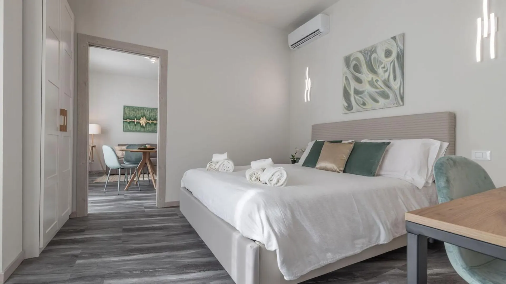 Italian Experience-Suite Leonardo Da Vinci Pavia Italy