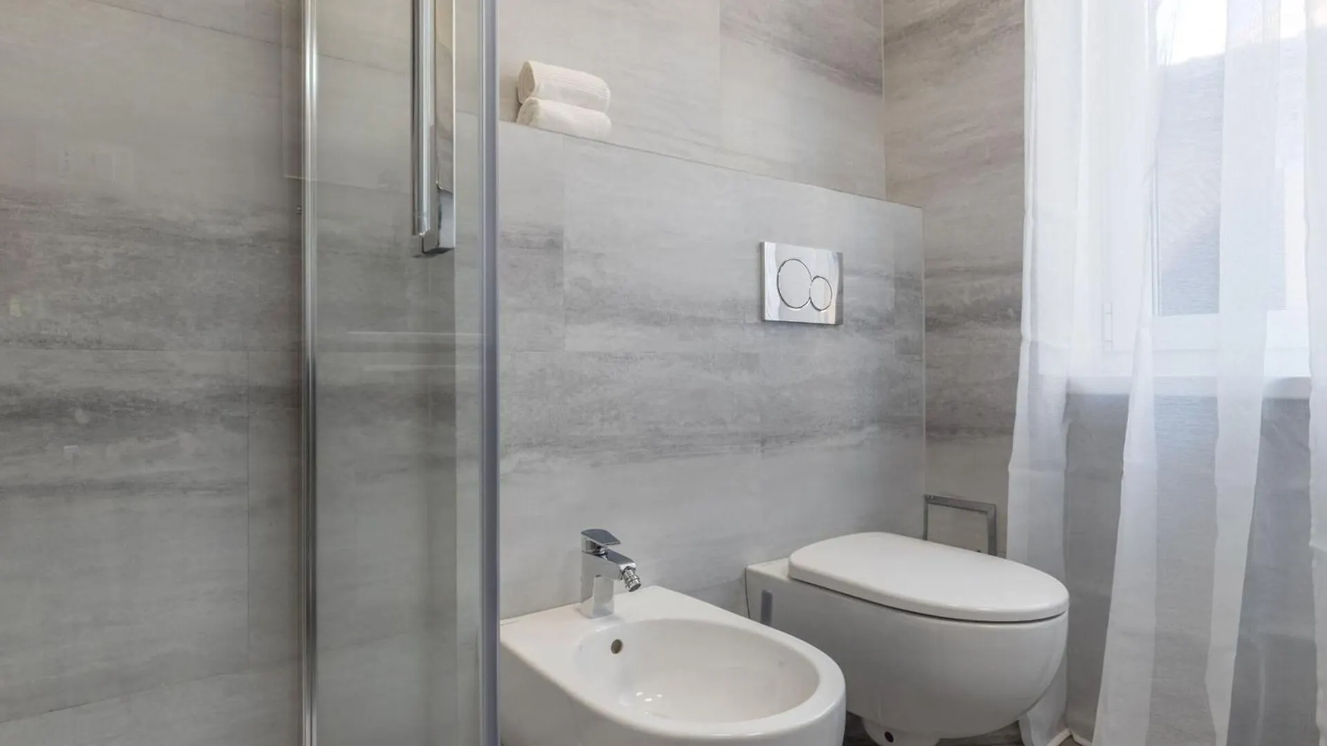 Italian Experience-Suite Leonardo Da Vinci Pavia