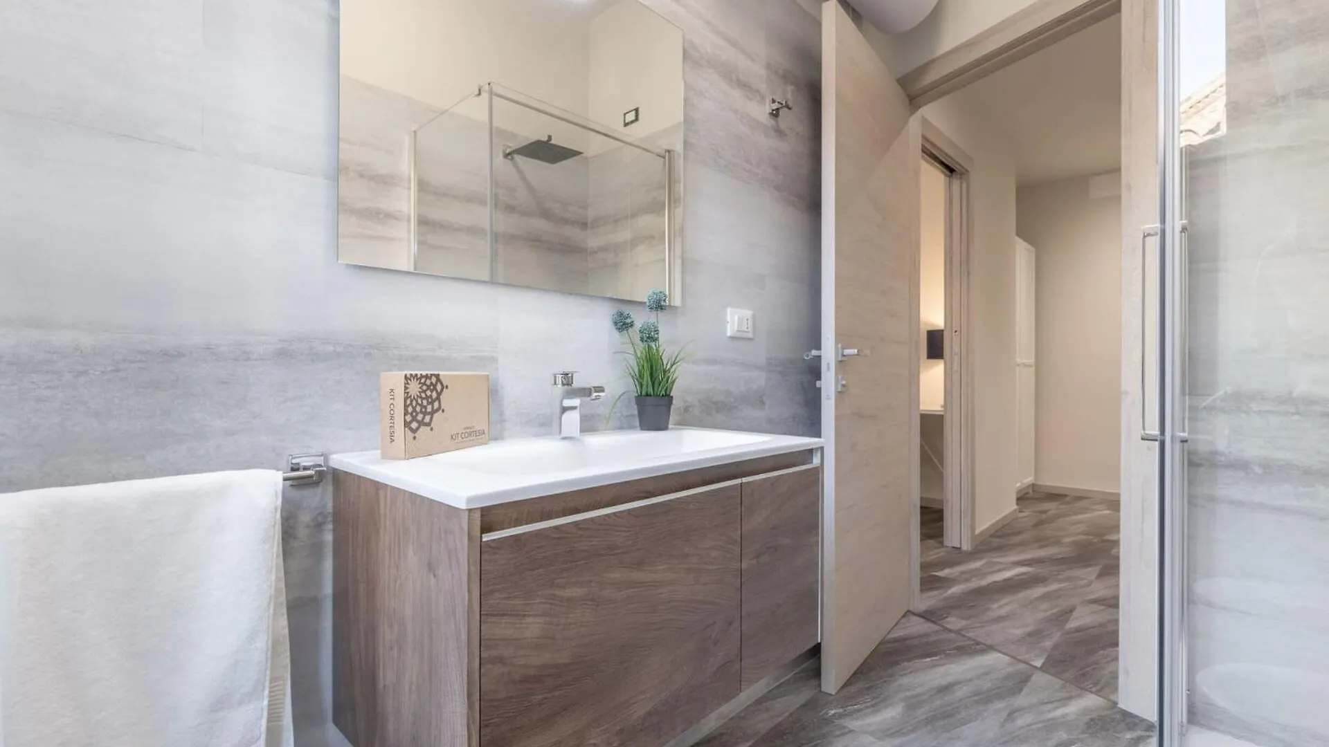 Italian Experience-Suite Leonardo Da Vinci Pavia