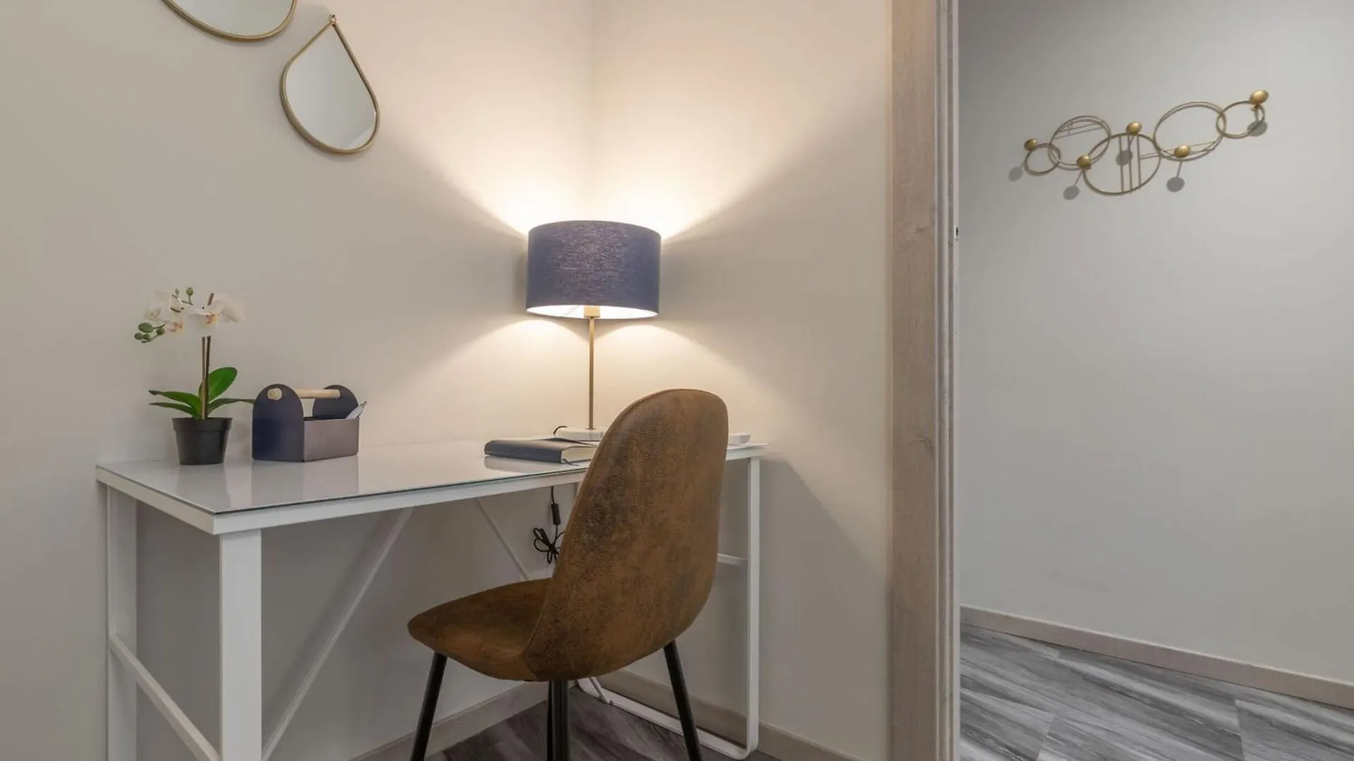 Italian Experience-Suite Leonardo Da Vinci Pavia Apartment