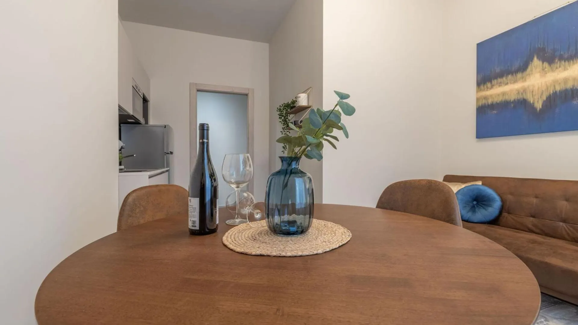 Italian Experience-Suite Leonardo Da Vinci Pavia 0*,  Italy